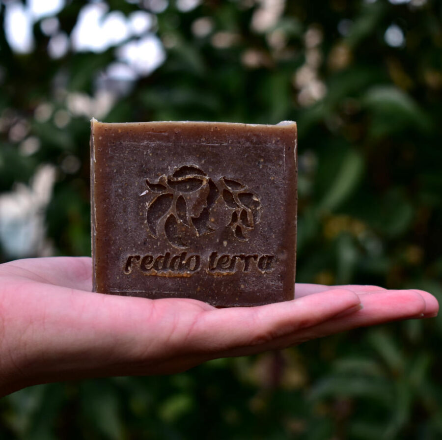 peeling naturseife mit kokosmilch und kaffee aus Kolumbien