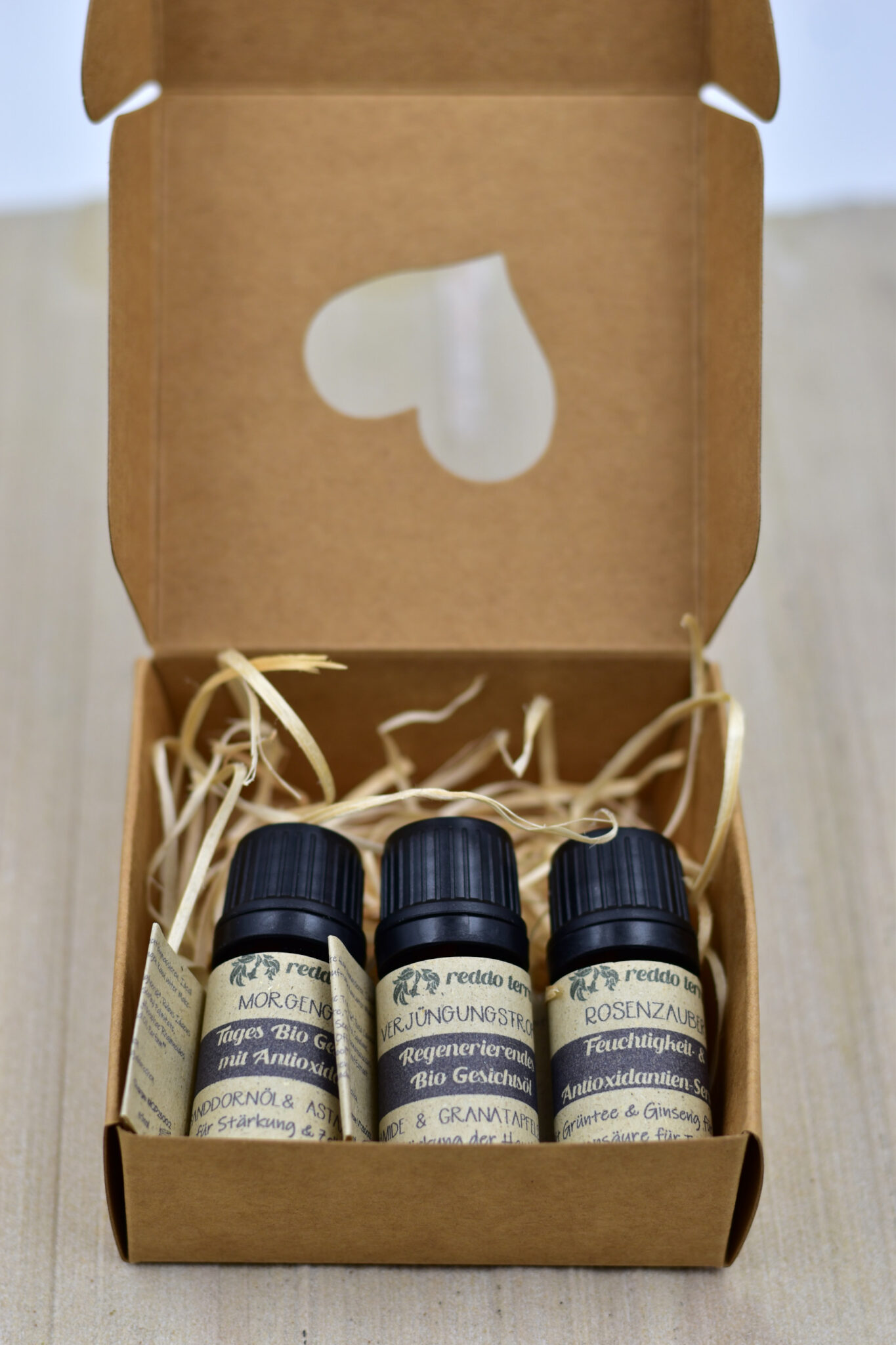 Mini Naturkosmetik Probierset mit drei 5-ml-Flaschen in Glas