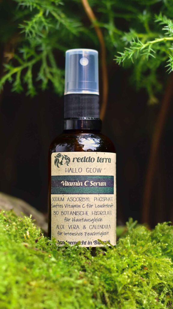 Hallo Glow Vitamin C Serum Vegan, Bio und Nachhaltig